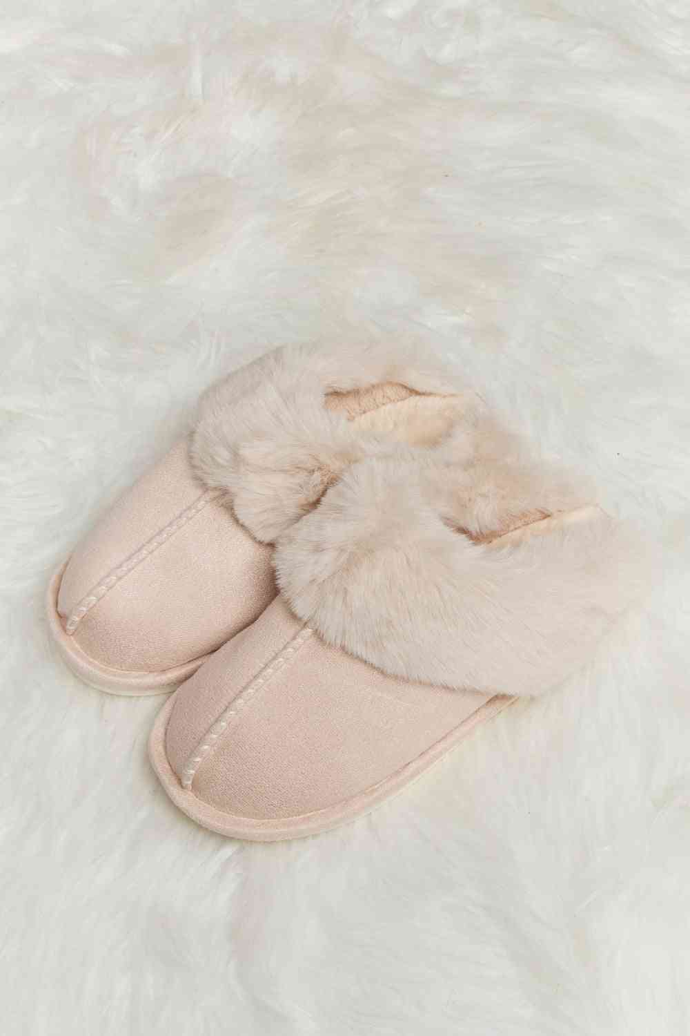 Fluffy Indoor Slippers - Slippers - Shoes - 23 - 2024