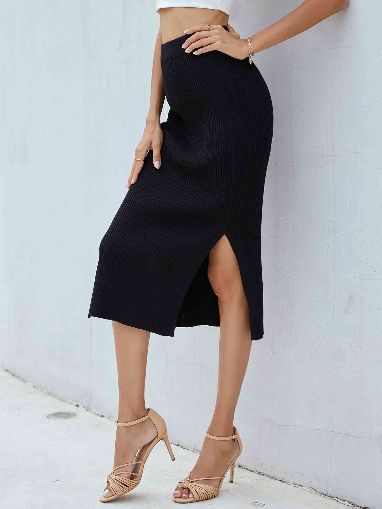 Ribbed Side Slit Midi Skirt - Bottoms - Skirts - 2 - 2024