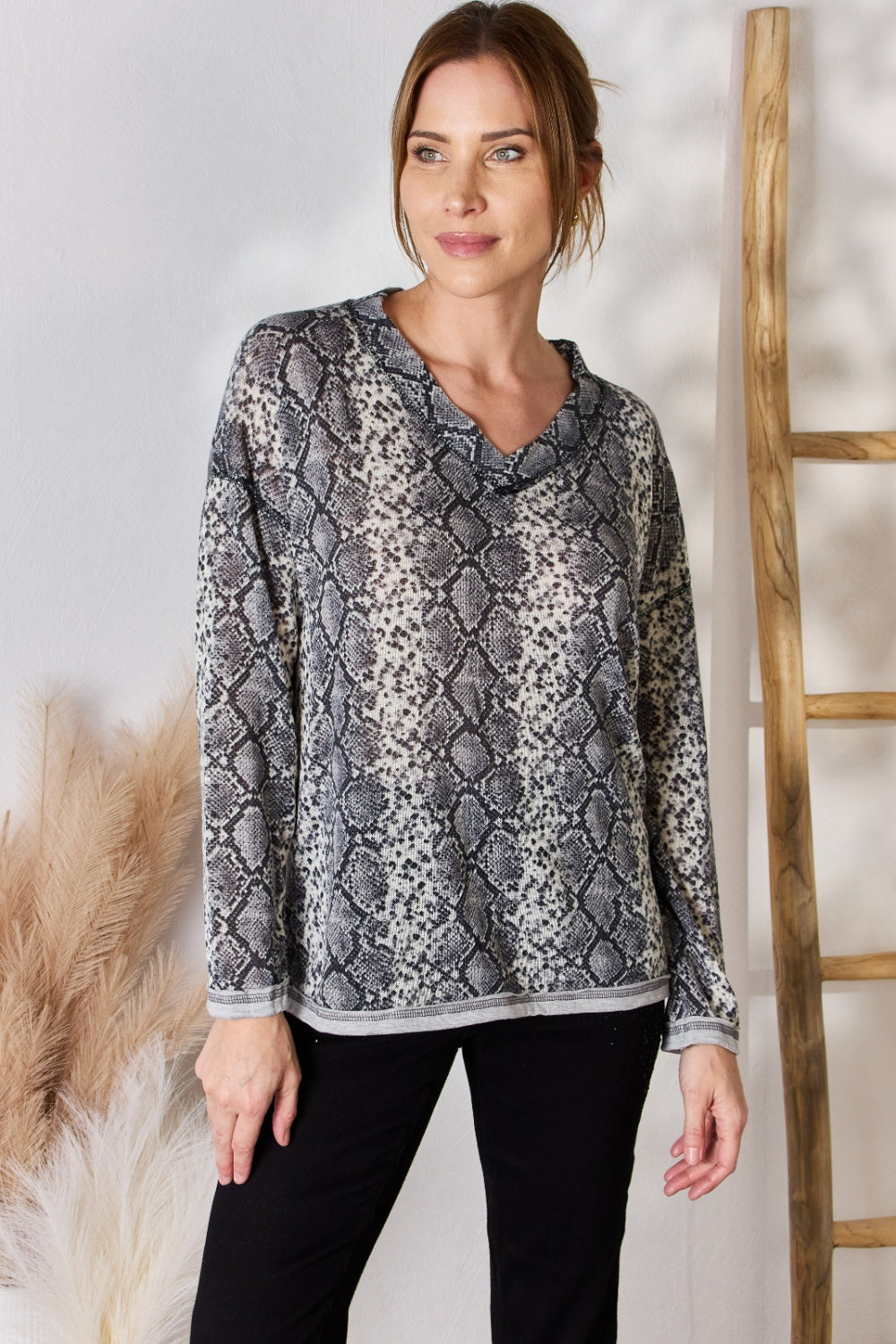 Snakeskin V-Neck Long Sleeve Top - Tops & Tees - Clothing Tops - 6 - 2024