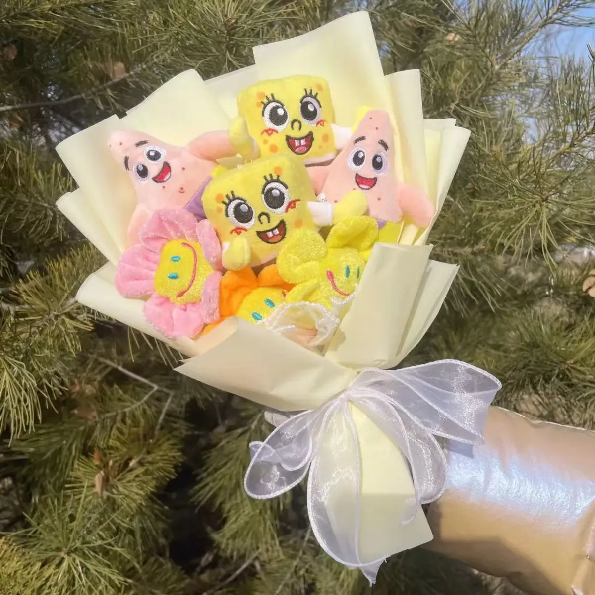 SpongeBob Plush Bouquet – Cute Gift for Birthdays & Graduations - Valentines Day Collection - Plushie - 8