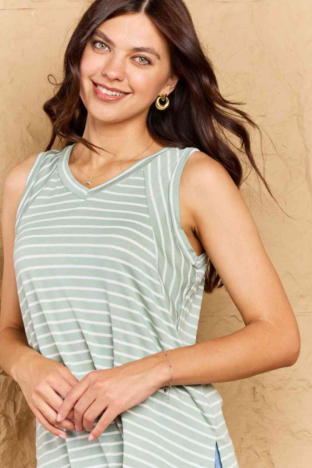 Striped Sleeveless V-Neck Top - Tops - Shirts & Tops - 11 - 2024