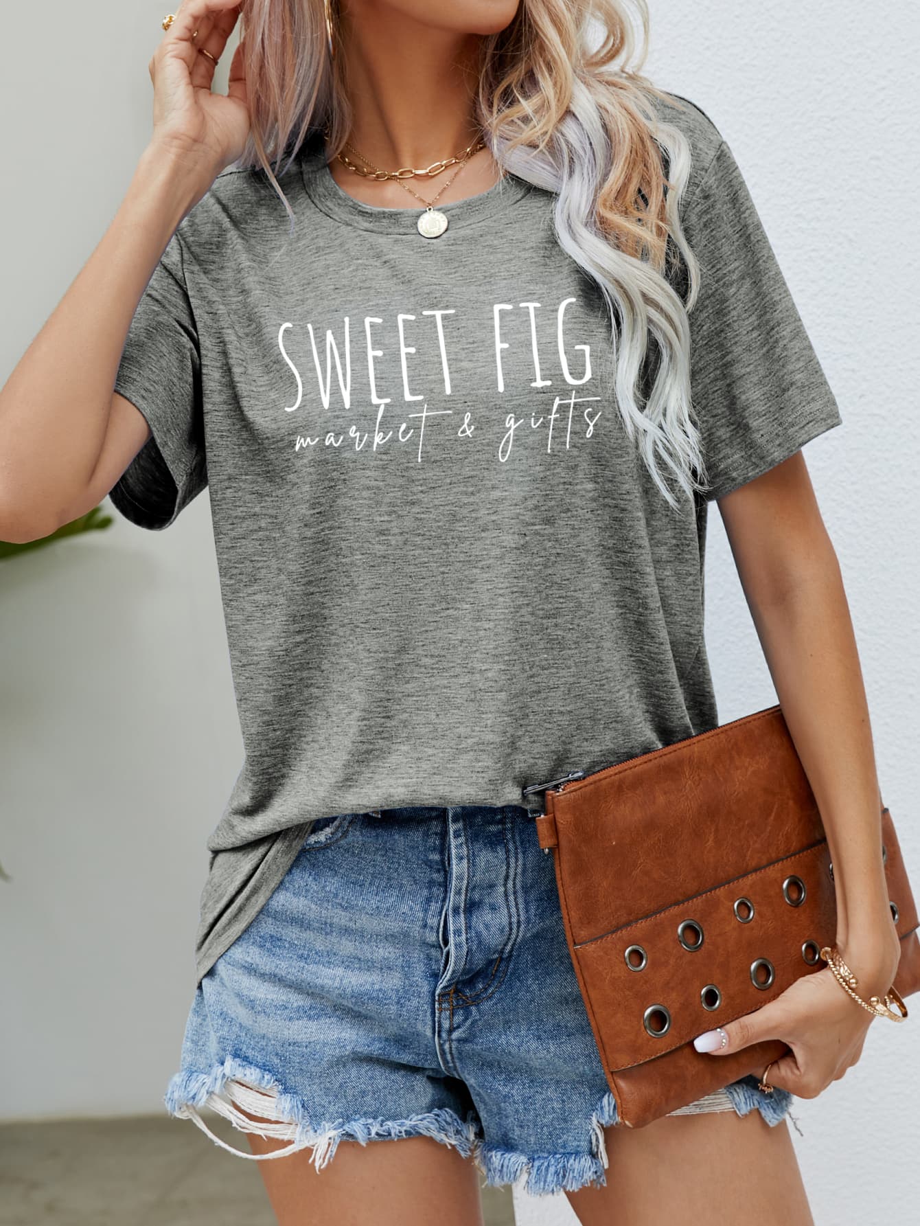 SWEET FIG MARKET & GIFTS Graphic Tee - Gray / S - T-Shirts - Shirts & Tops - 4 - 2024