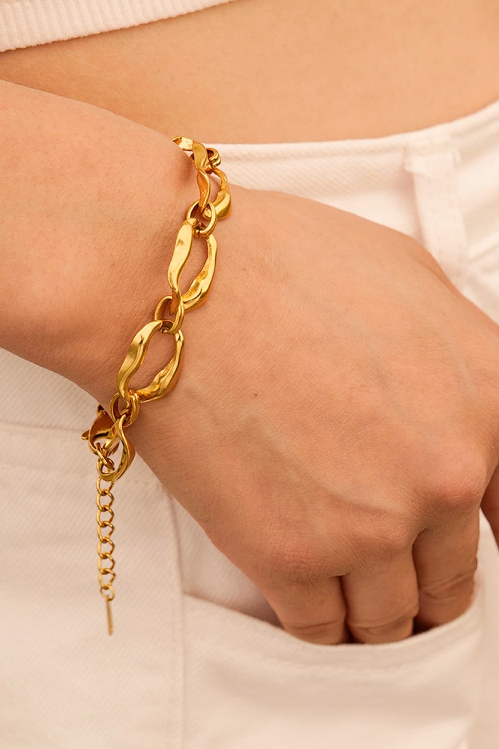18K Gold-Plated Stainless Steel Bracelet - Gold / One Size - T-Shirts - Bracelets - 3 - 2024