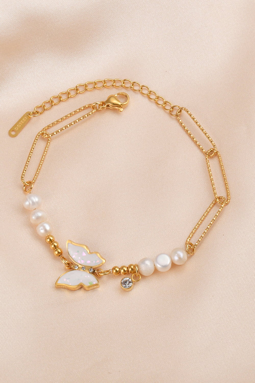 Butterfly Stainless Steel Bracelet - Gold / One Size - T-Shirts - Bracelets - 1 - 2024