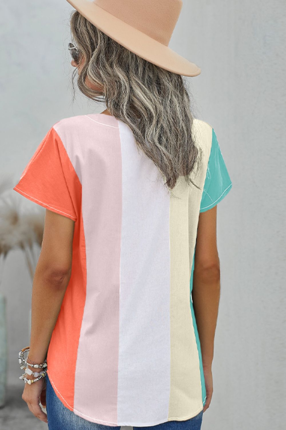 Color Block V-Neck Short Sleeve Top - T-Shirts - Shirts & Tops - 2 - 2024