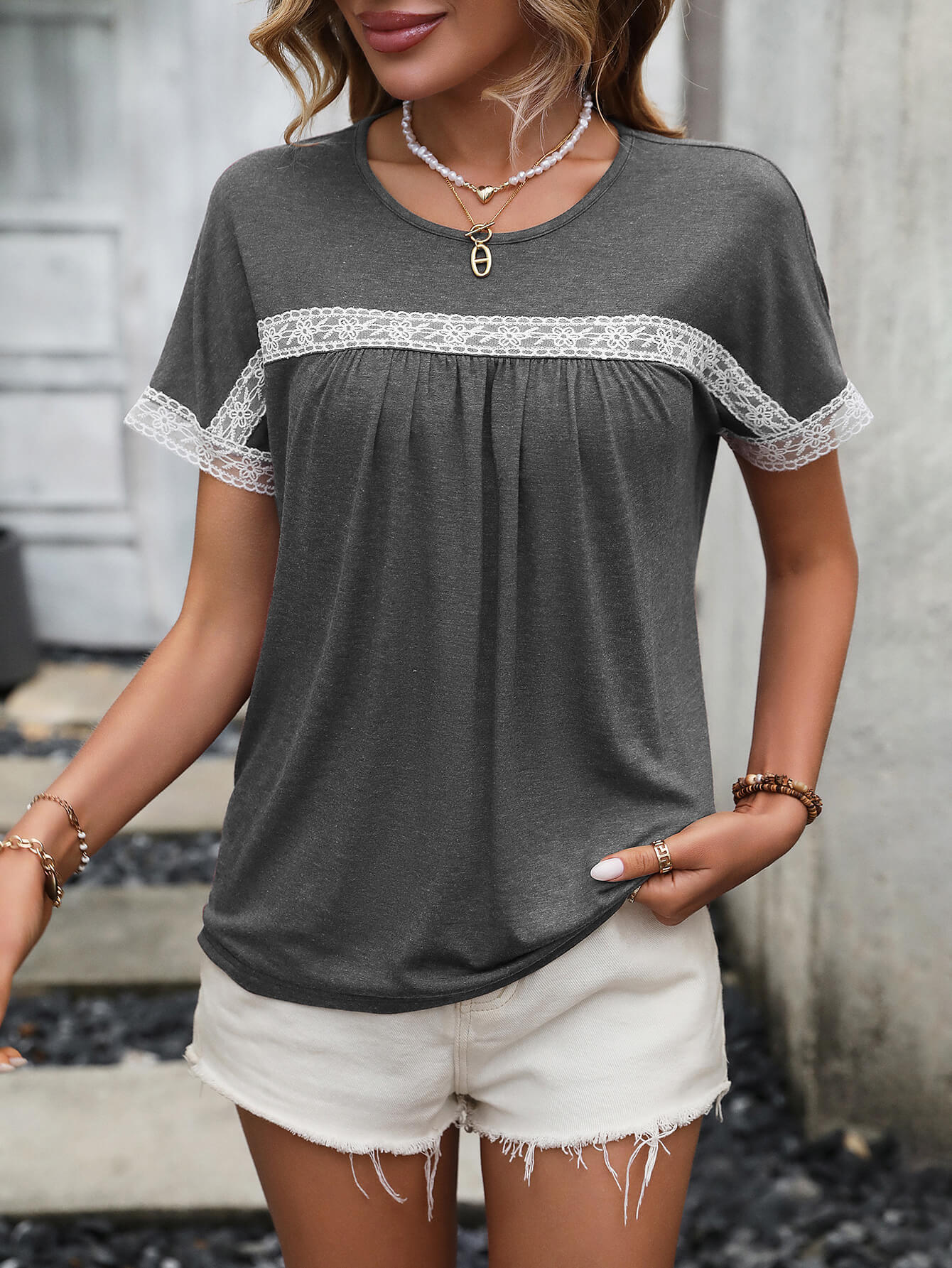 Contrast Round Neck Short Sleeve Tee - Dark Gray / S - T-Shirts - Shirts & Tops - 1 - 2024