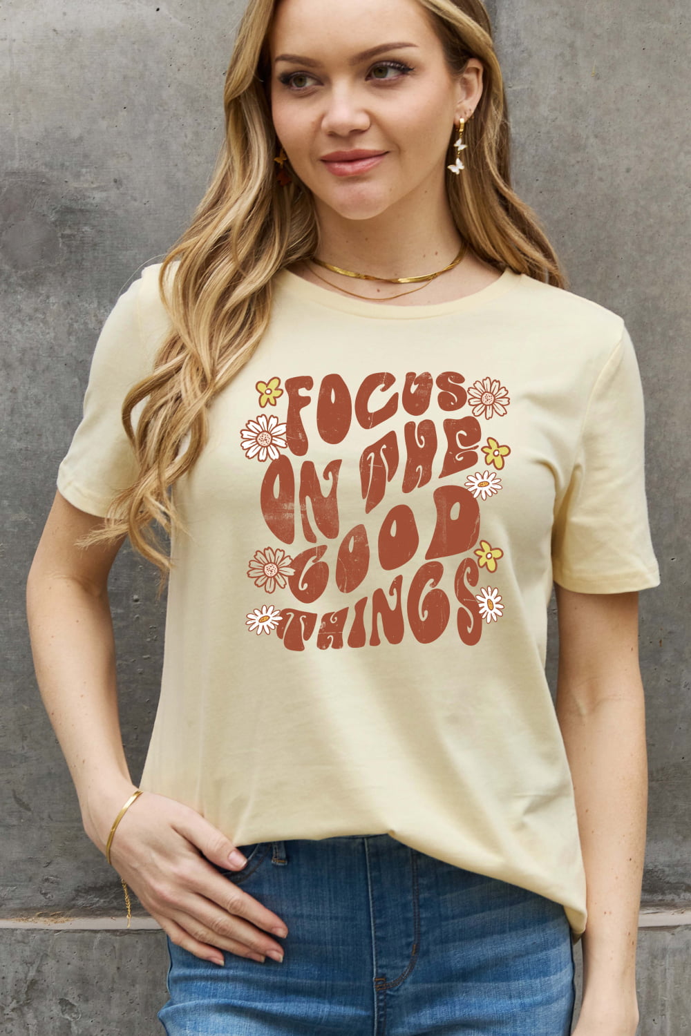FOCUS ON THE GOOD THINGS Graphic Cotton Tee - Beige / S - T-Shirts - Shirts & Tops - 7 - 2024