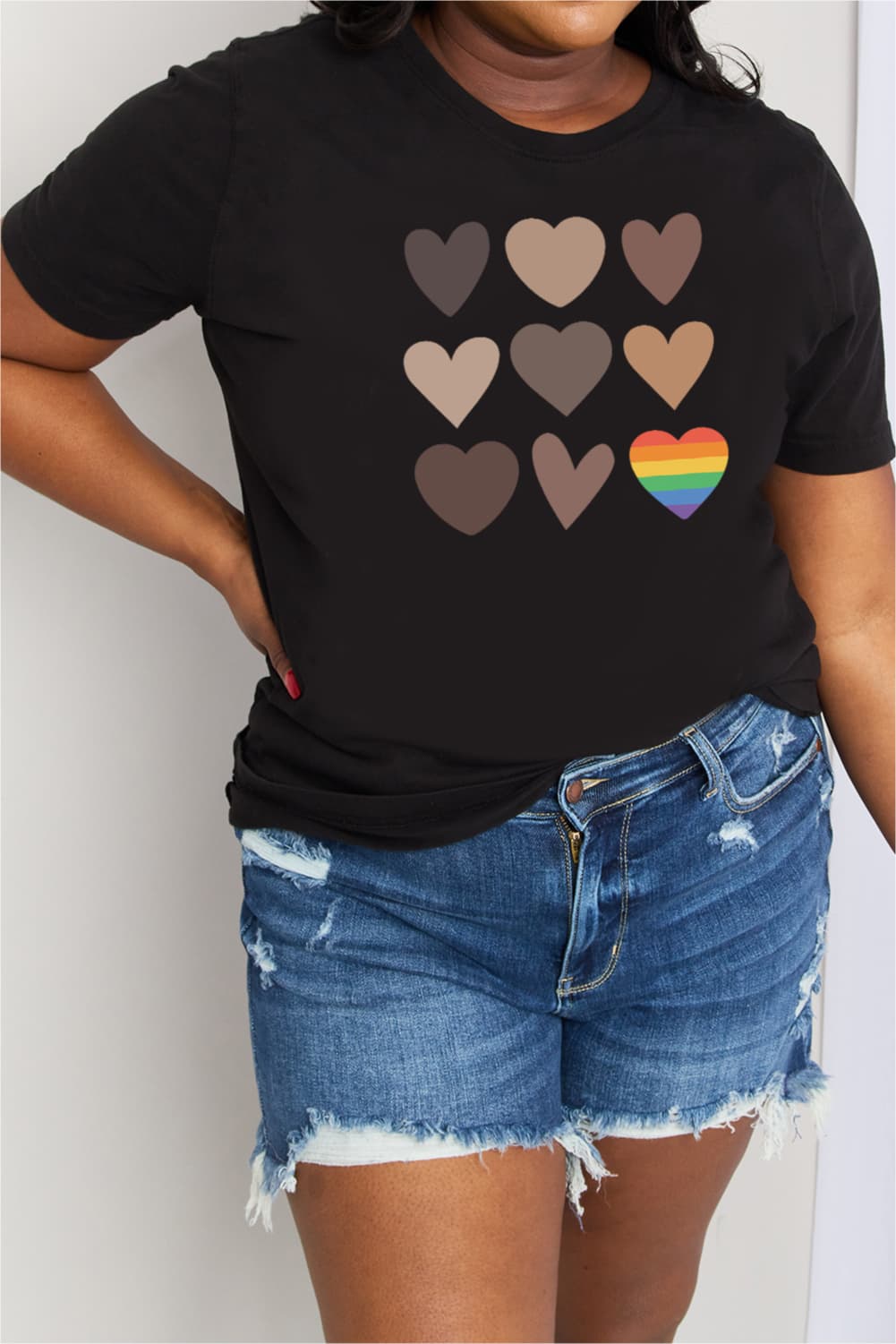 Full Size Heart Graphic Cotton Tee - Black / S - T-Shirts - Shirts & Tops - 12 - 2024