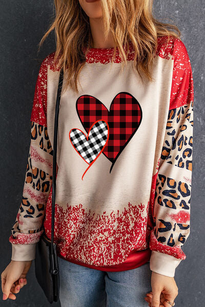 Heart Leopard Round Neck Sweatshirt - T-Shirts - Shirts & Tops - 5 - 2024