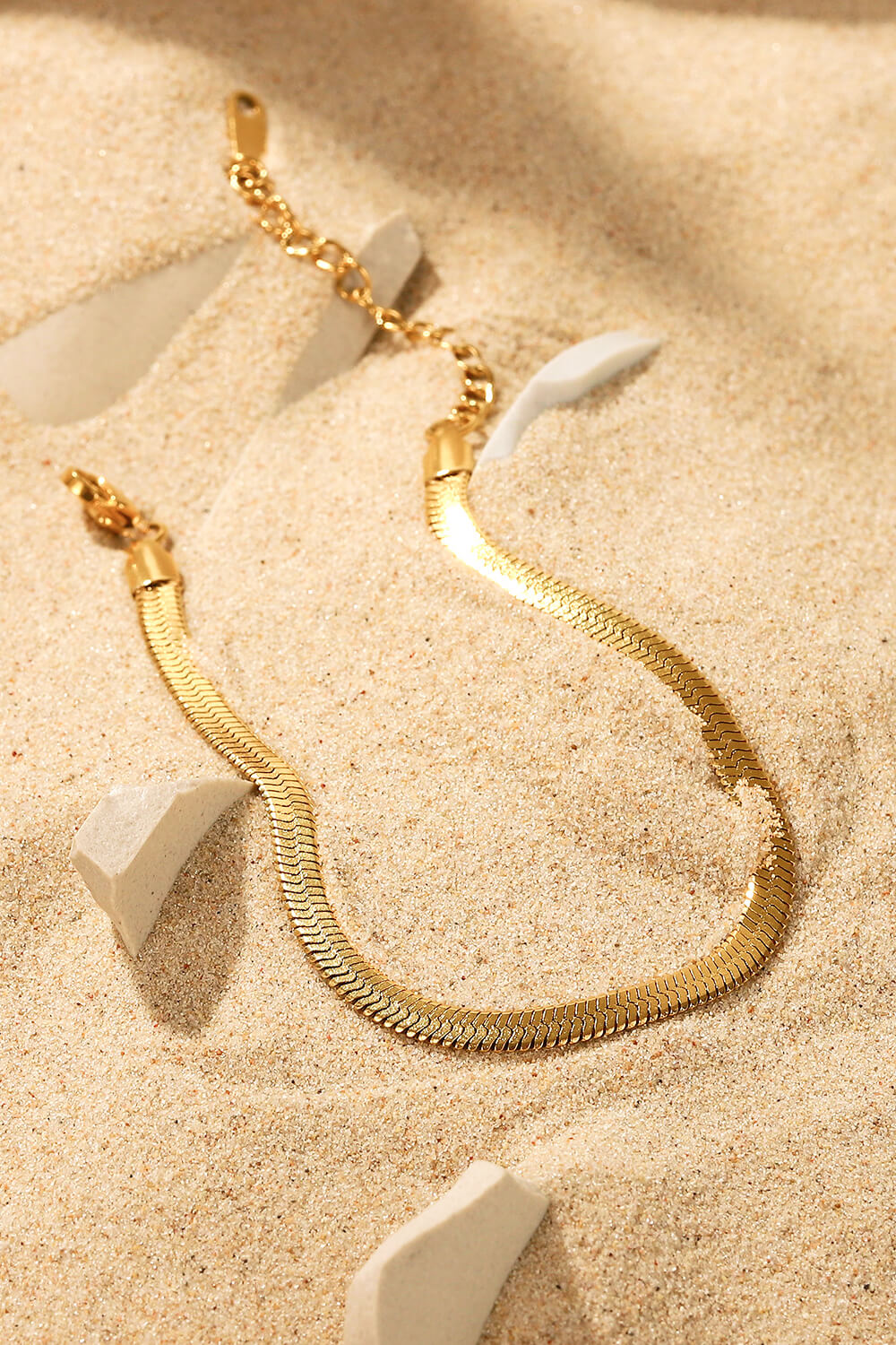 Herringbone Chain Stainless Steel Bracelet - Gold / One Size - T-Shirts - Bracelets - 3 - 2024