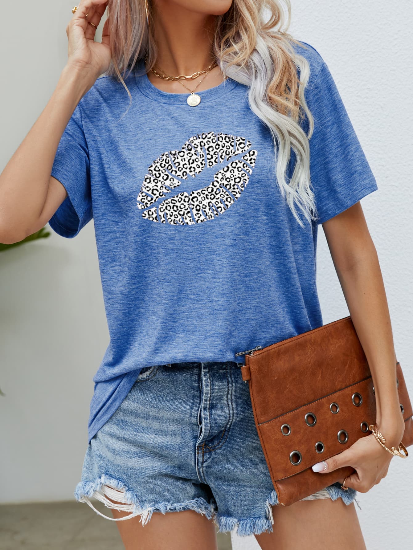 Leopard Lip Graphic Round Neck Tee - Blue / S - T-Shirts - Shirts & Tops - 7 - 2024