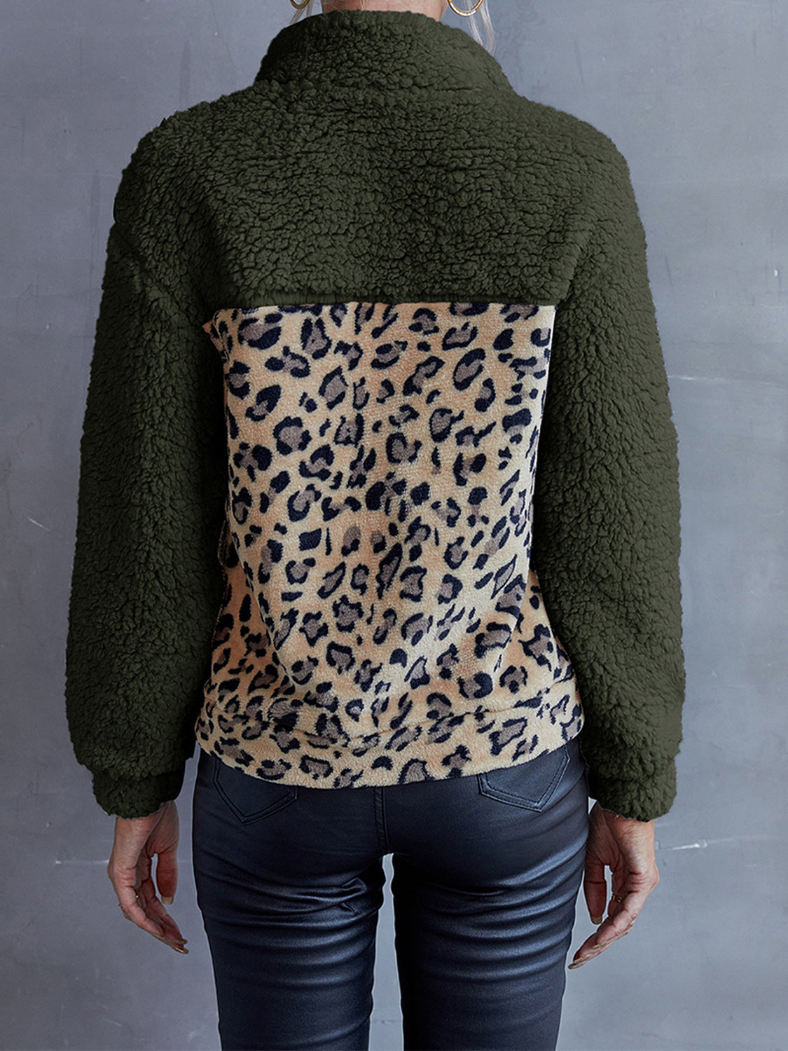 Leopard Quarter-Snap Teddy Sweatshirt - T-Shirts - Shirts & Tops - 6 - 2024