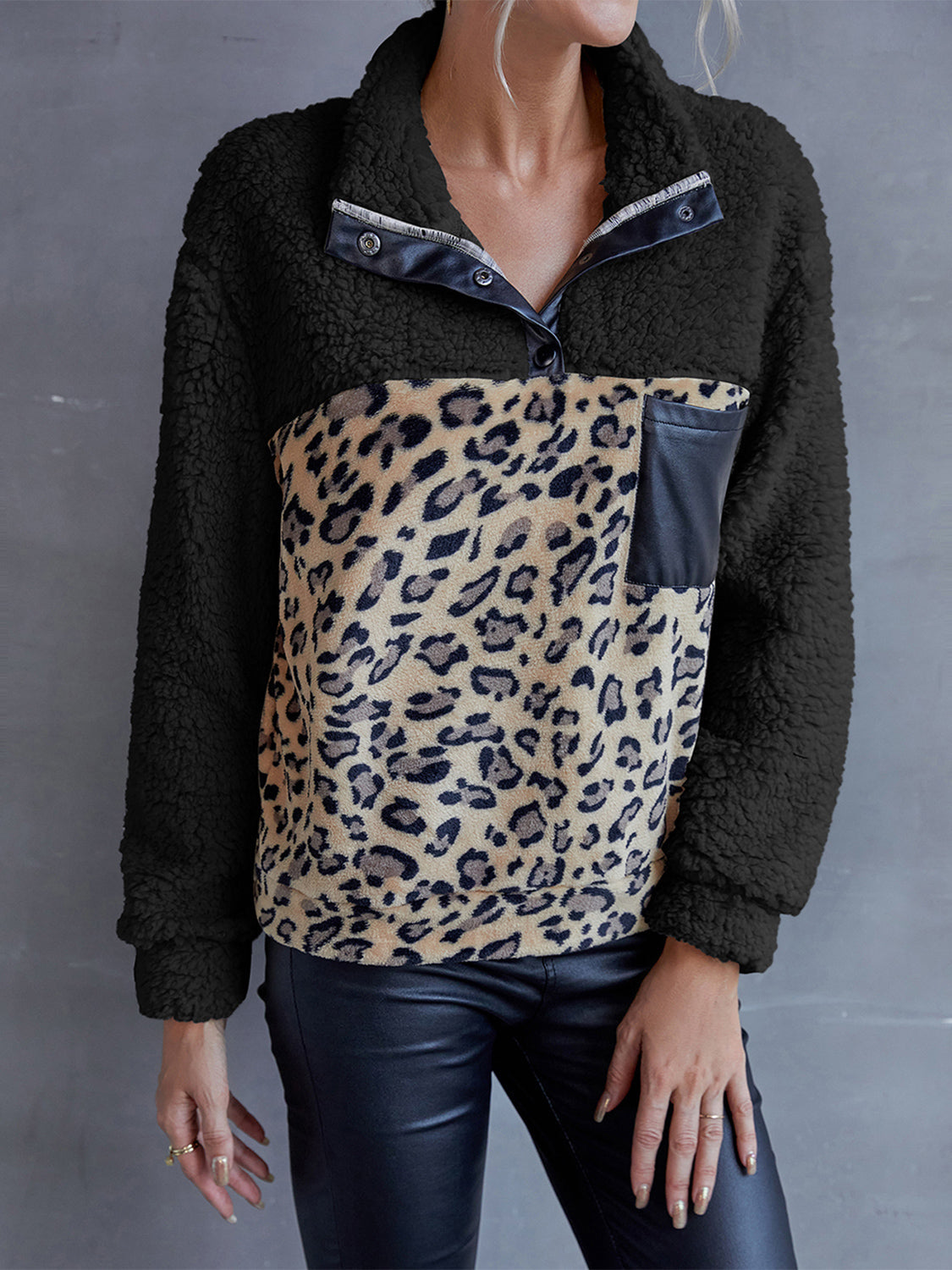 Leopard Quarter-Snap Teddy Sweatshirt - T-Shirts - Shirts & Tops - 8 - 2024