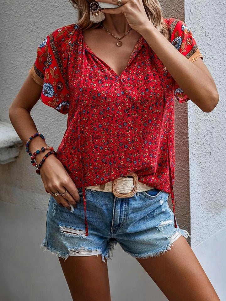 Printed Short Sleeve Tie Neck Blouse - Red / S - T-Shirts - Dresses - 1 - 2024