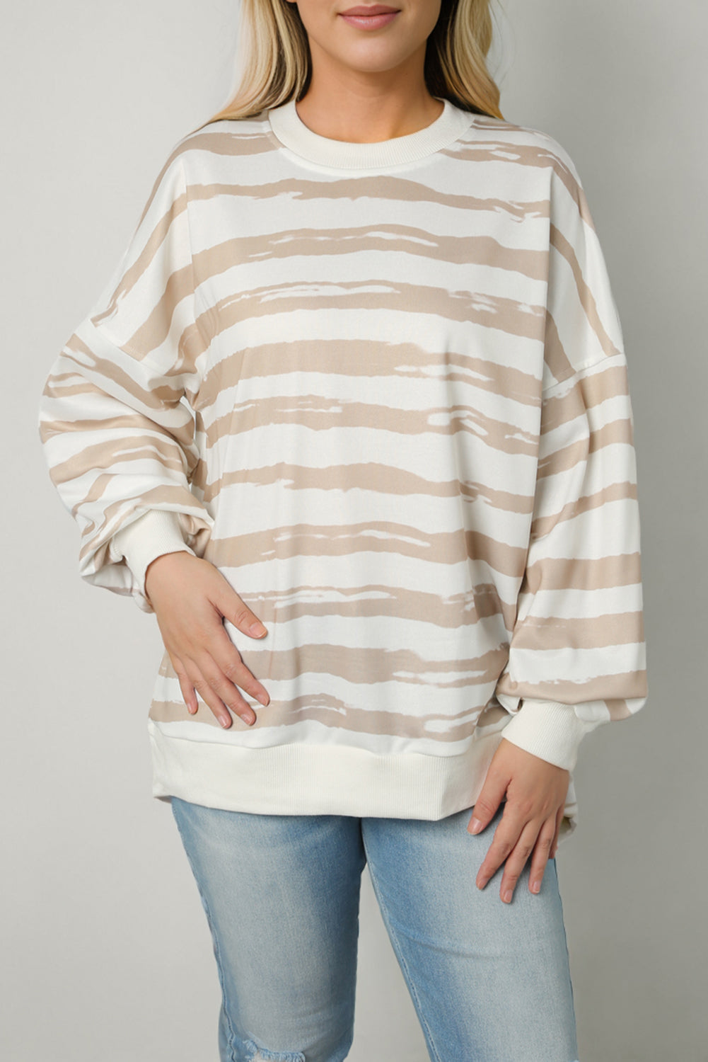 Striped Round Neck Long Sleeve Sweatshirt - T-Shirts - Shirts & Tops - 2 - 2024