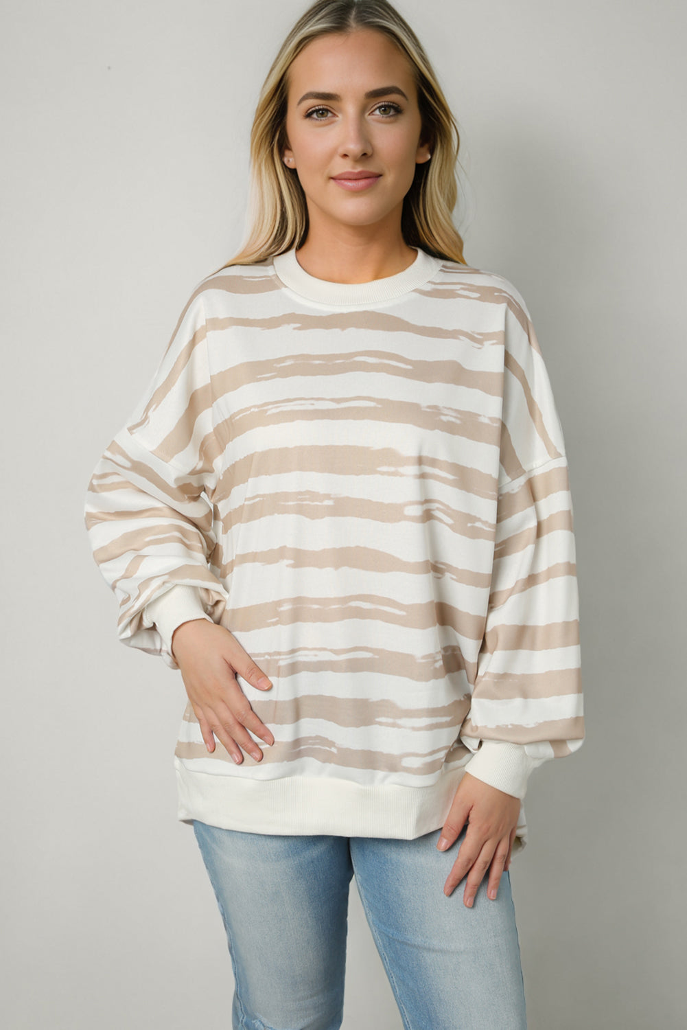 Striped Round Neck Long Sleeve Sweatshirt - White / S - T-Shirts - Shirts & Tops - 1 - 2024