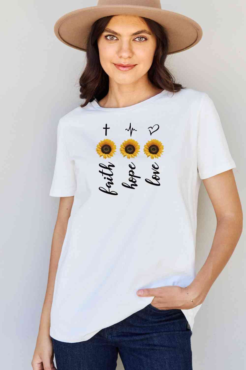 Sunflower Graphic T-Shirt - Bleach / S - T-Shirts - Shirts & Tops - 5 - 2024