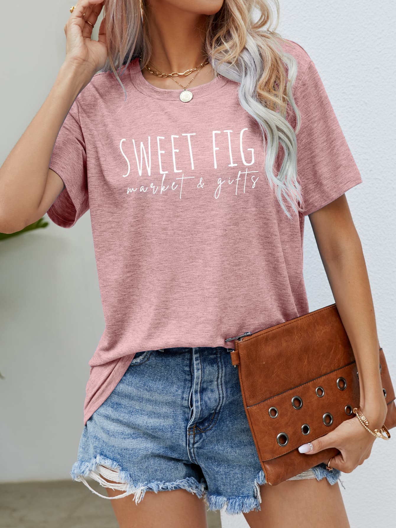 SWEET FIG MARKET & GIFTS Graphic Tee - Light Pink / S - T-Shirts - Shirts & Tops - 7 - 2024