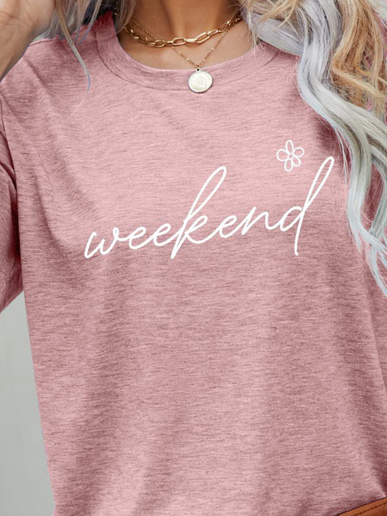 WEEKEND Flower Graphic Short Sleeve Tee - T-Shirts - Shirts & Tops - 6 - 2024