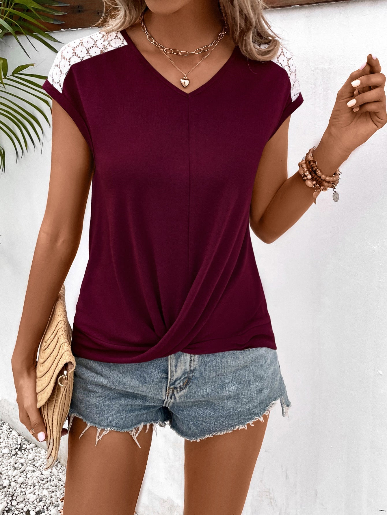 Spliced Lace V-Neck Twisted Hem Tee - T-Shirts - Shirts & Tops - 7 - 2024