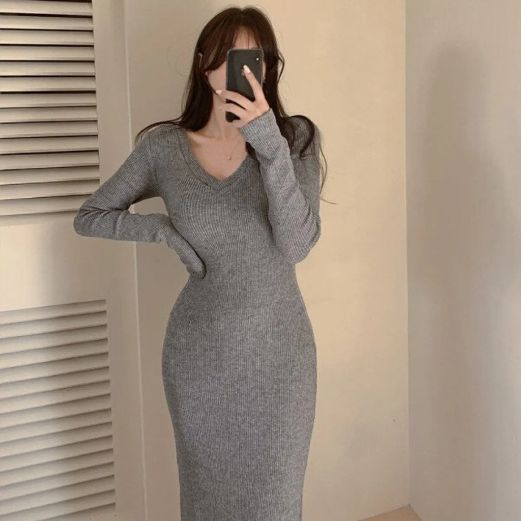 V-neck Knitted Dress - All Dresses - 3
