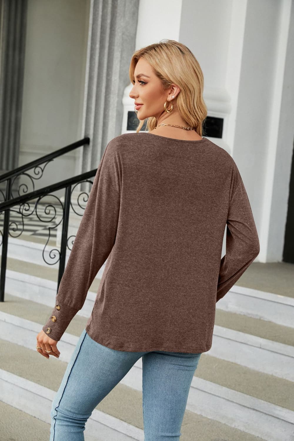 V-Neck Long Sleeve T-Shirt - T-Shirts - Shirts & Tops - 6 - 2024