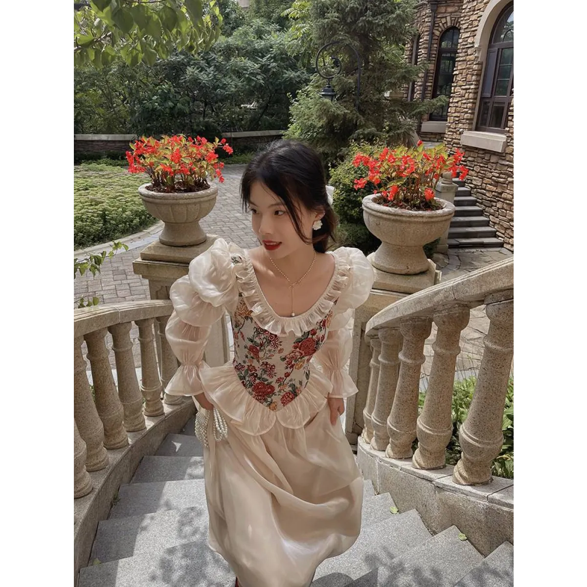 Vintage Floral Midi Dress - All Dresses - Dresses - 10 - 2024