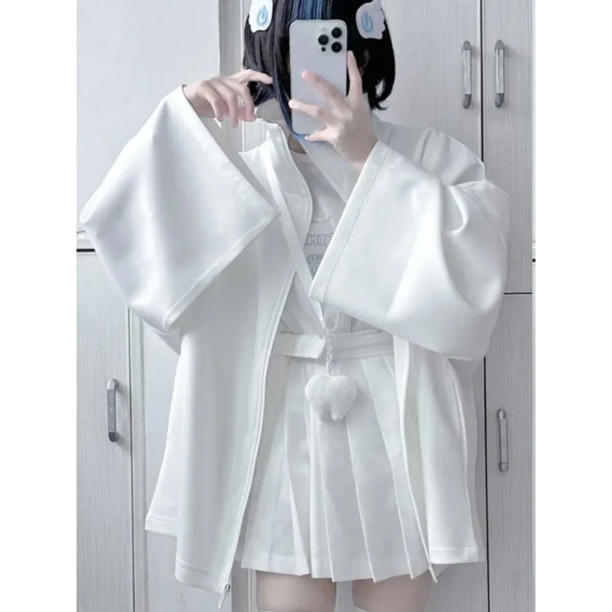 White Oversized Harajuku Hoodie – Embroidered Y2K Aesthetic Zip-Up - Women’s Clothing & Accessories - Round - Women’s