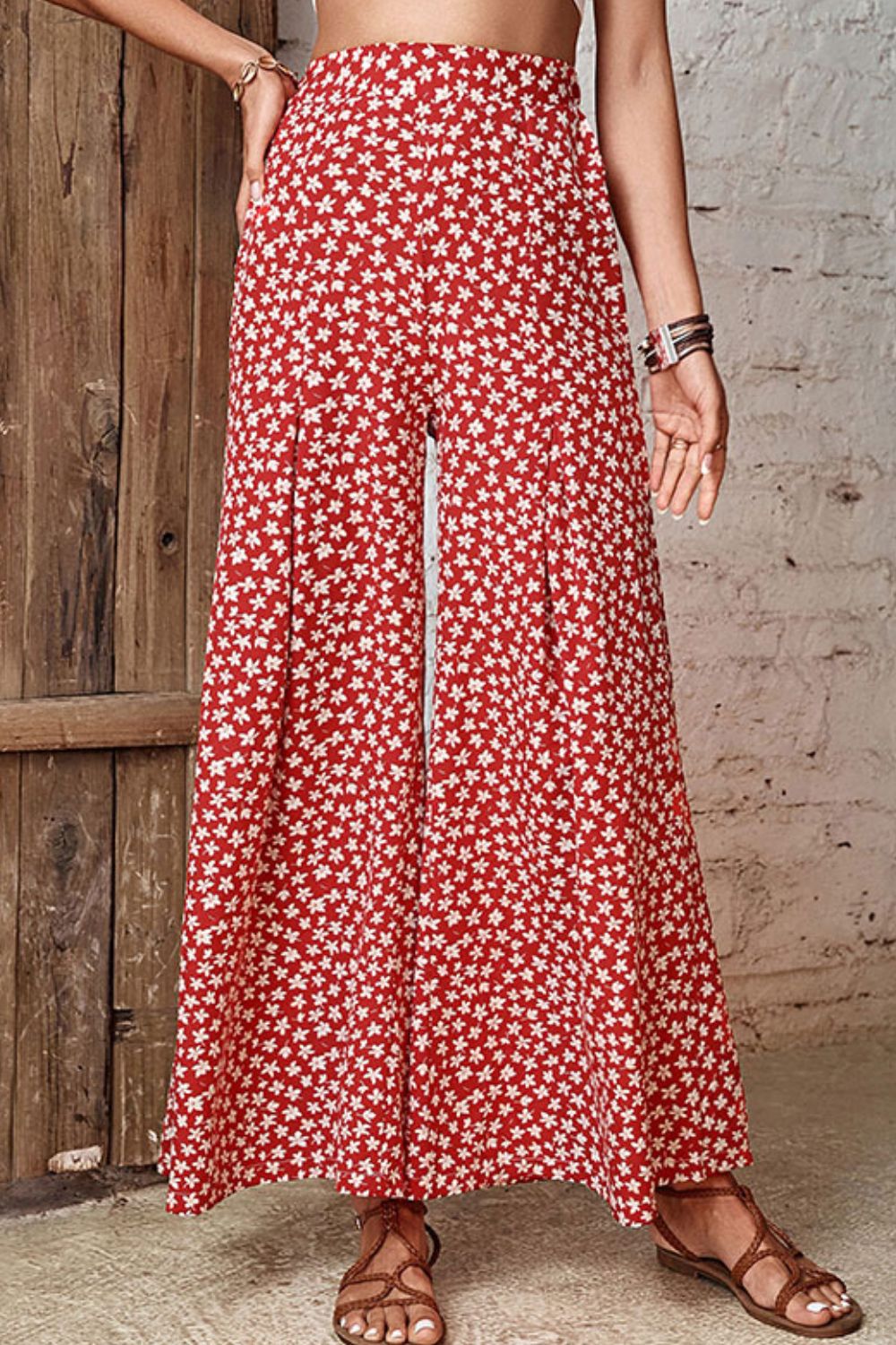 Floral High-Rise Wide Leg Flare Pants - Red / S - Bottoms - Pants - 1 - 2024