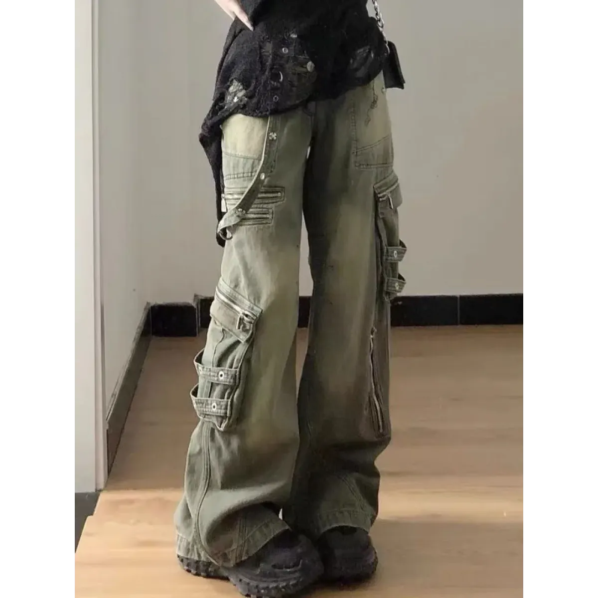 Multi-Zip Wide Leg Cargo Jeans - Bottoms - Jeans - 3