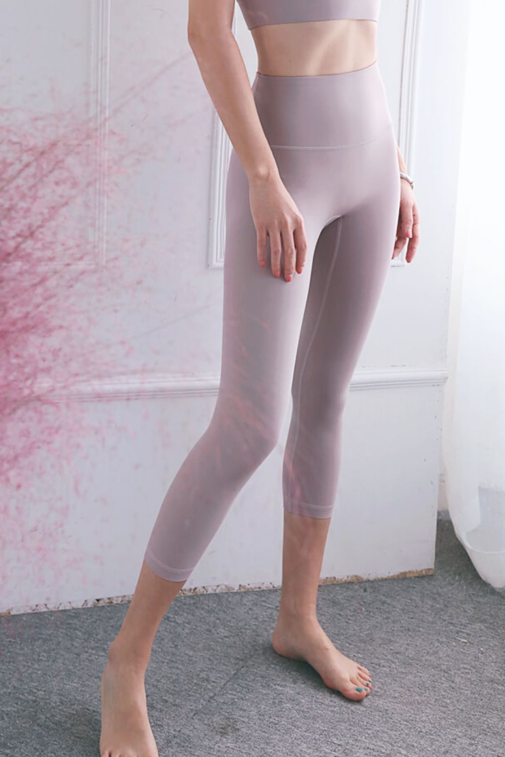 Feel Like Skin Elastic Waistband Cropped Yoga Leggings - Pink / S - Women’s Clothing & Accessories - Pants - 11 - 2024