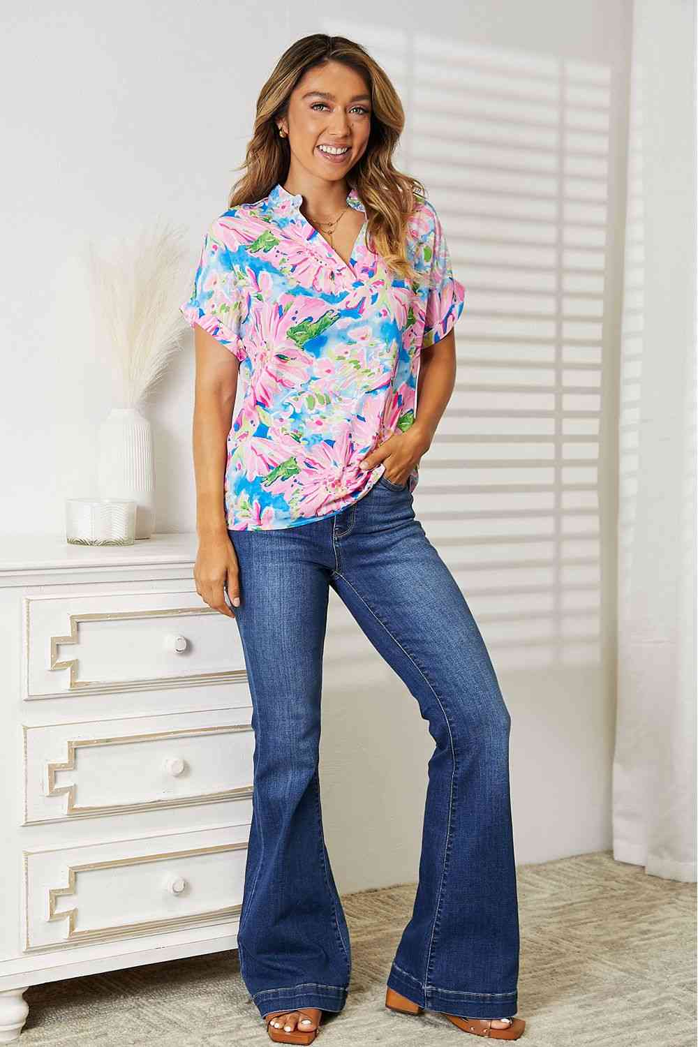 Floral Notched Neck Short Sleeve Top - Women’s Clothing & Accessories - Shirts & Tops - 8 - 2024