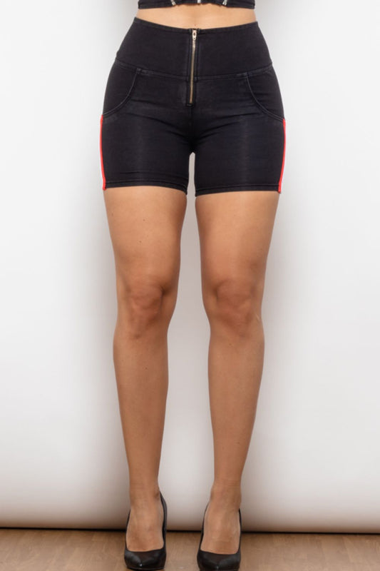 Full Size Side Stripe Zip Closure Denim Shorts - Black / XS - Women’s Clothing & Accessories - Shorts - 1 - 2024