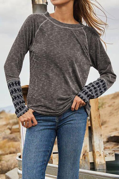 Geometric Round Neck Long Sleeve Top - Women’s Clothing & Accessories - Shirts & Tops - 4 - 2024
