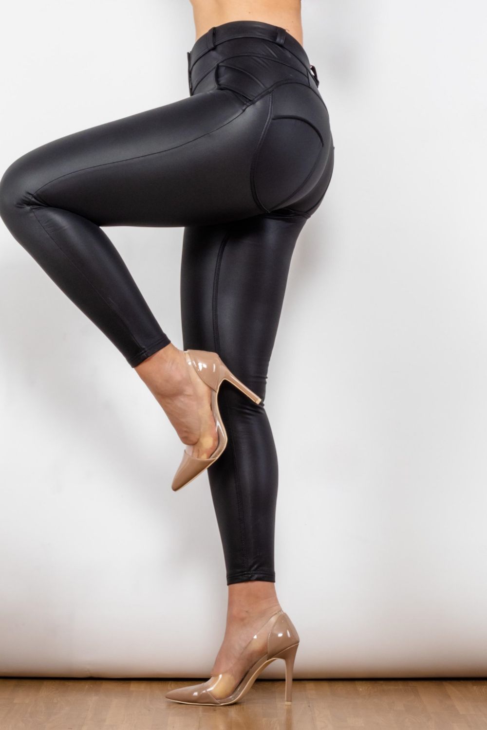 PU Leather Buttoned Leggings - Women’s Clothing & Accessories - Pants - 6 - 2024