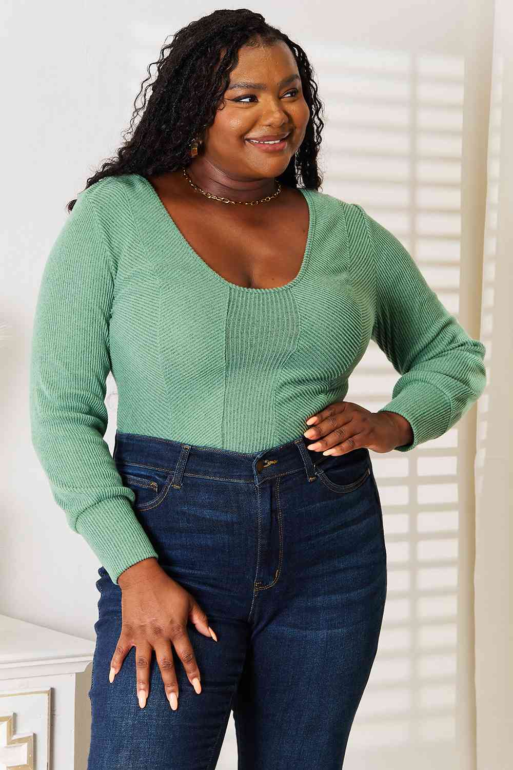 Scoop Neck Long Sleeve Top - Mid Green / S - Women’s Clothing & Accessories - Shirts & Tops - 1 - 2024