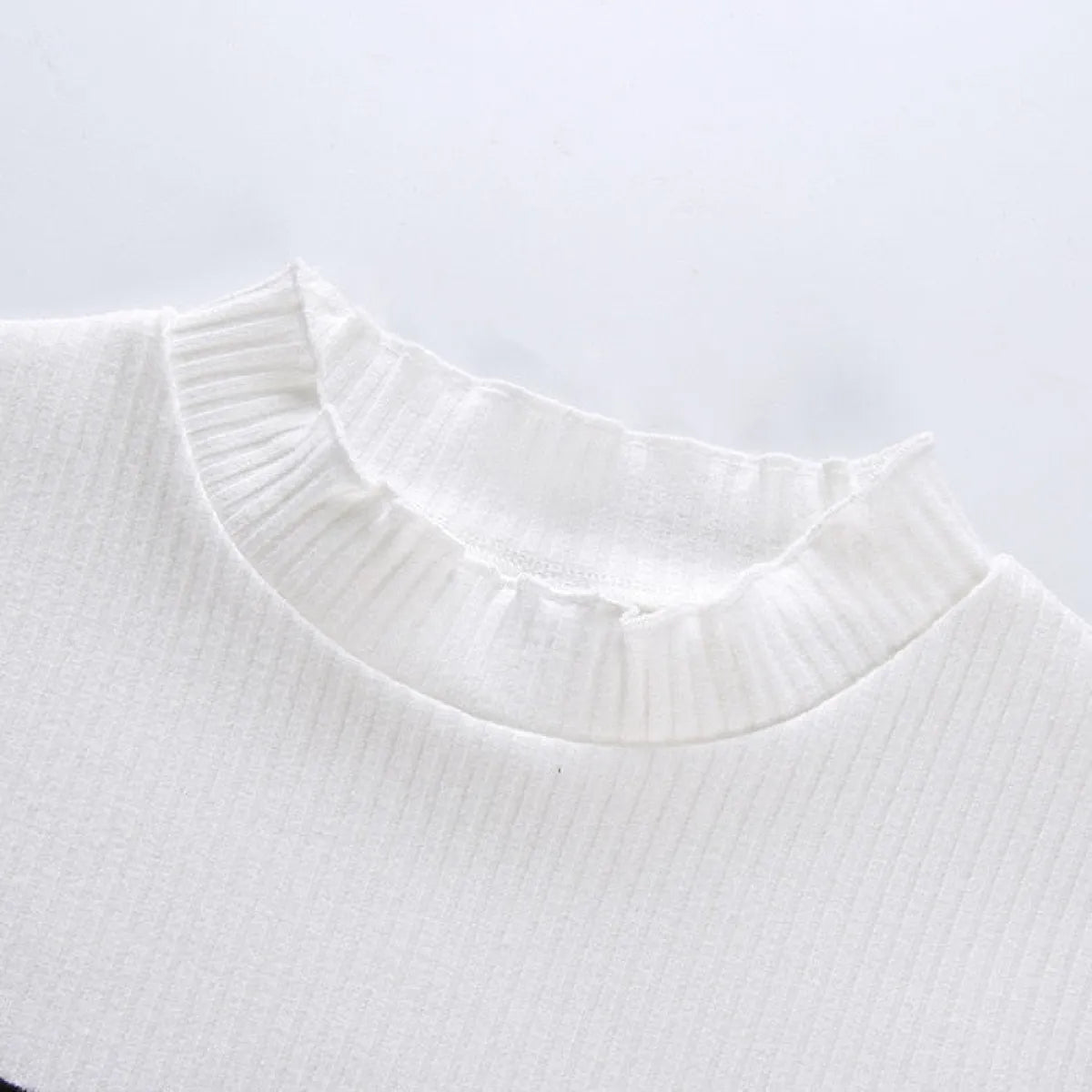 Women’s Graphic Tee - T-Shirts - 5