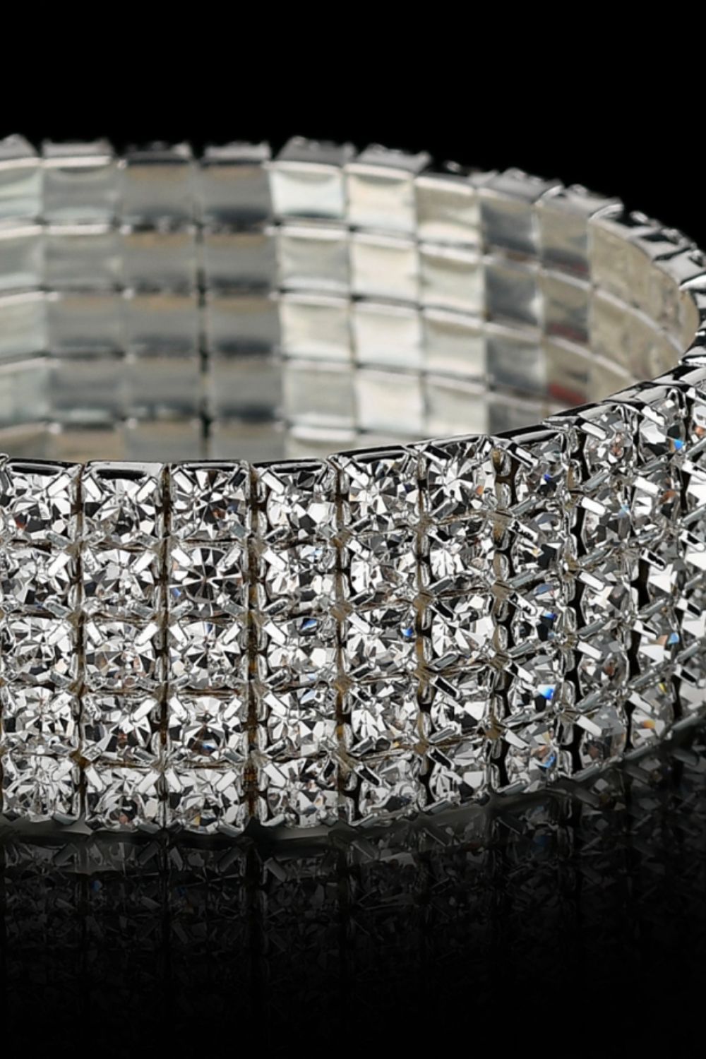 Alloy Elastic Bracelet - Silver / One Size - Women’s Jewelry - Bracelets - 2 - 2024