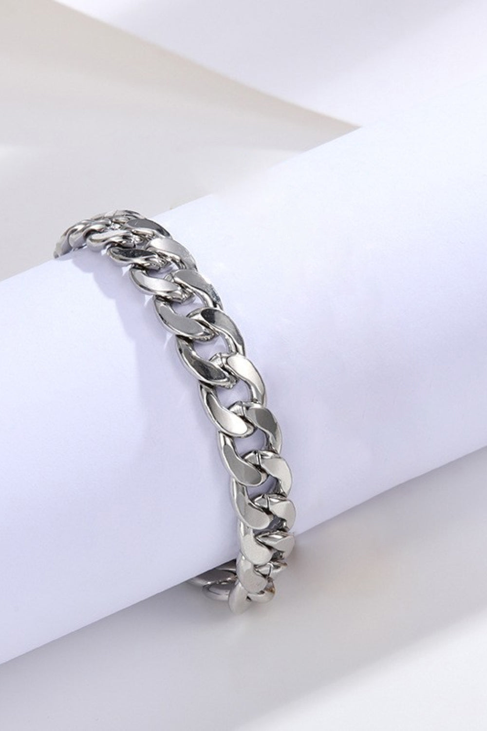 Chunky Chain Bracelet - Silver / One Size - Women’s Jewelry - Bracelets - 3 - 2024