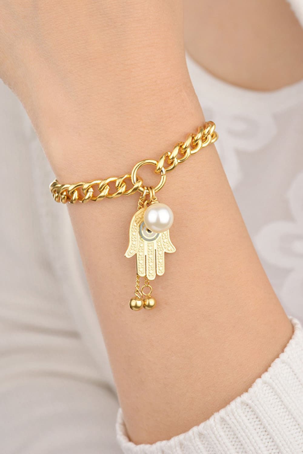 Hamsa Hand Chunky Chain Bracelet - Gold / One Size - Women’s Jewelry - Bracelets - 2 - 2024