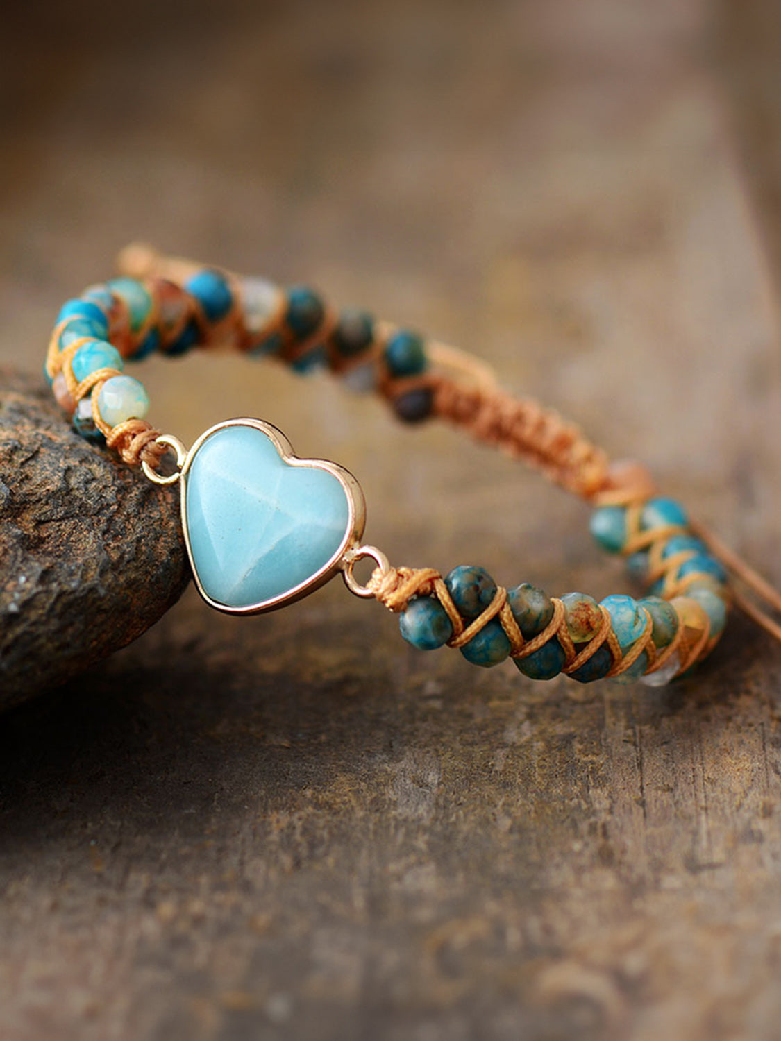Heart Shape Beaded Bracelet - Blue / One Size - Women’s Jewelry - Bracelets - 1 - 2024