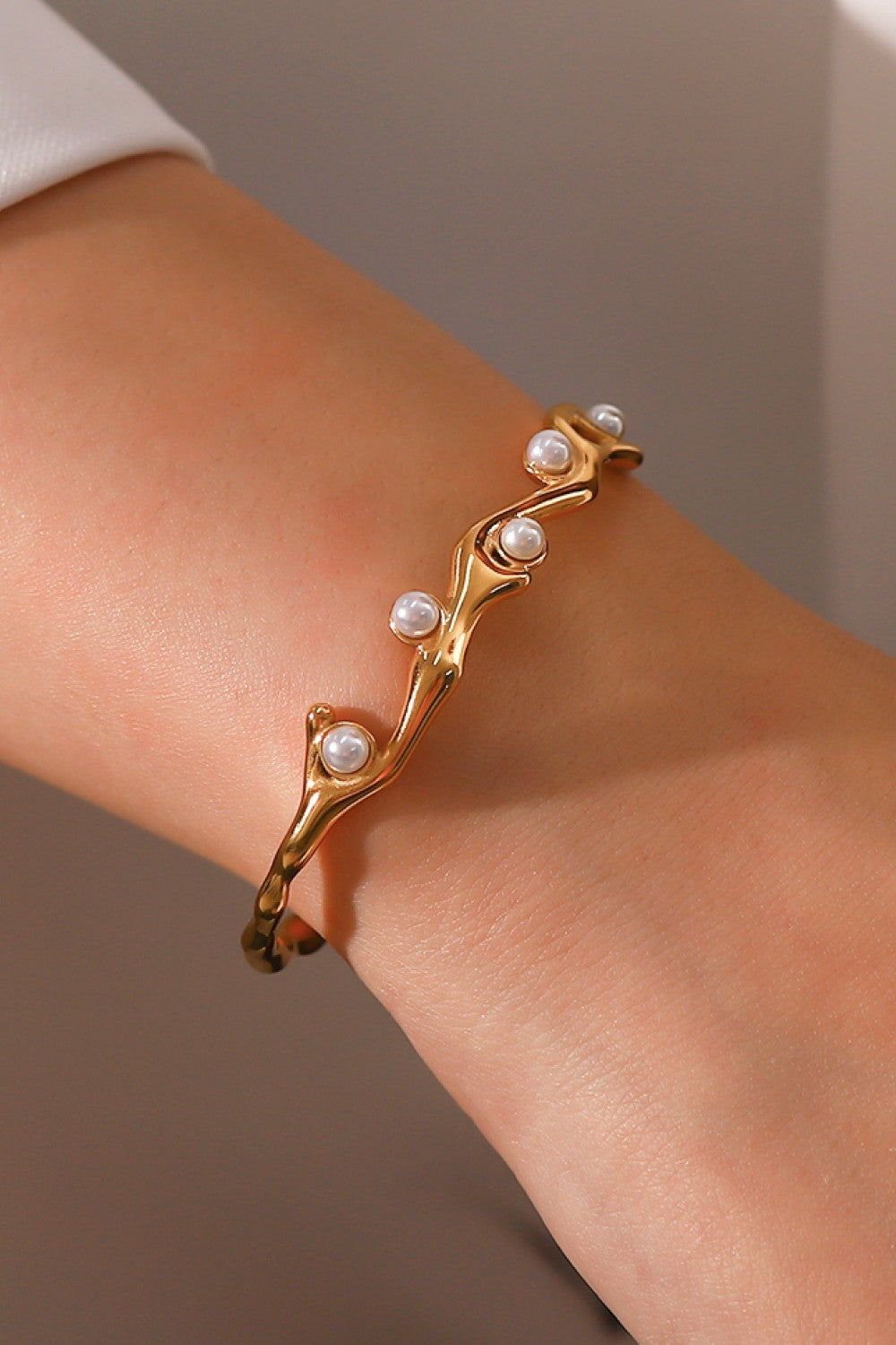Inlaid Synthetic Pearl Open Bracelet - Gold / One Size - Women’s Jewelry - Bracelets - 2 - 2024