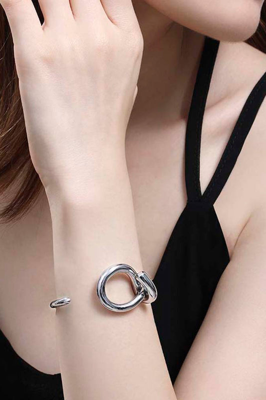 Stylish Knot Open Bracelet - Silver / One Size - Women’s Jewelry - Bracelets - 1 - 2024