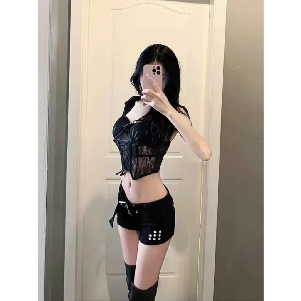 Low Waist Rivet Shorts – Y2K Grunge Harajuku Denim Bottoms - Bottoms - Women’s Jeans - 3