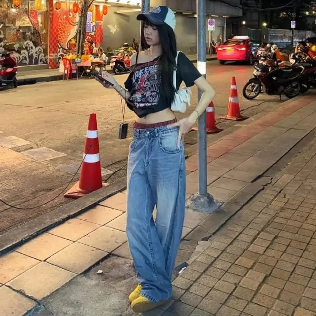 Black Off-Shoulder Graphic Tee – Y2K Grunge Punk Harajuku Crop Top - T-Shirts - Short - Off-Shoulder - Crop Tops - 5