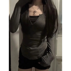 V-Neck Long Sleeve Tee – Y2K Grunge Slim Fit Layered Top - T-Shirts - Long - V-neck - T-Shirts - 4