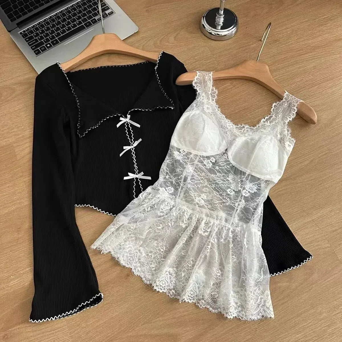 Lace Trim Bow Top – Y2K Harajuku 90s Aesthetic Long Sleeve - Best Sellers - Long - Off-Shoulder - Clothing Sets - 2