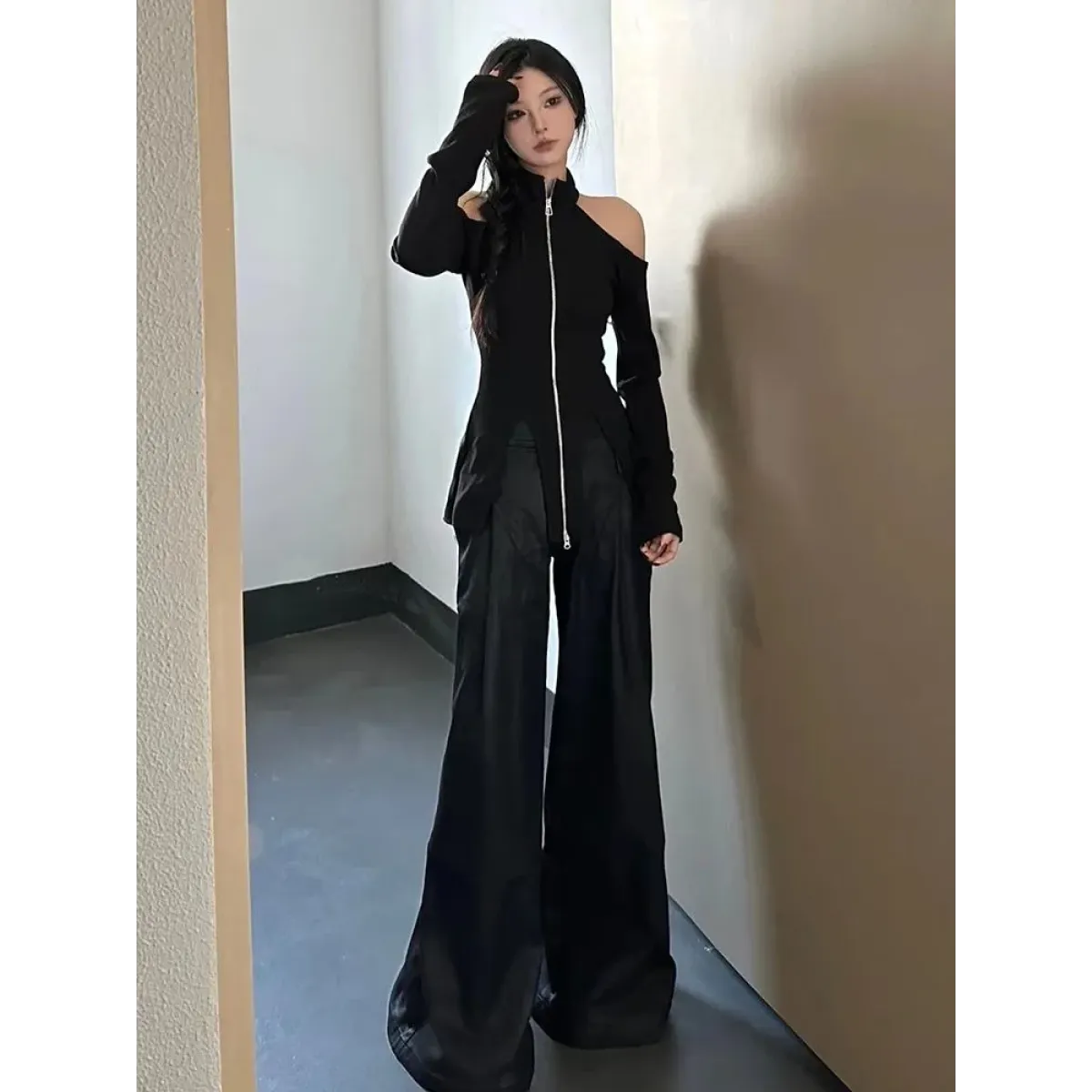 Y2K Off-Shoulder Zipper Halter Knit Top - Harajuku Style - Halter Top - 2