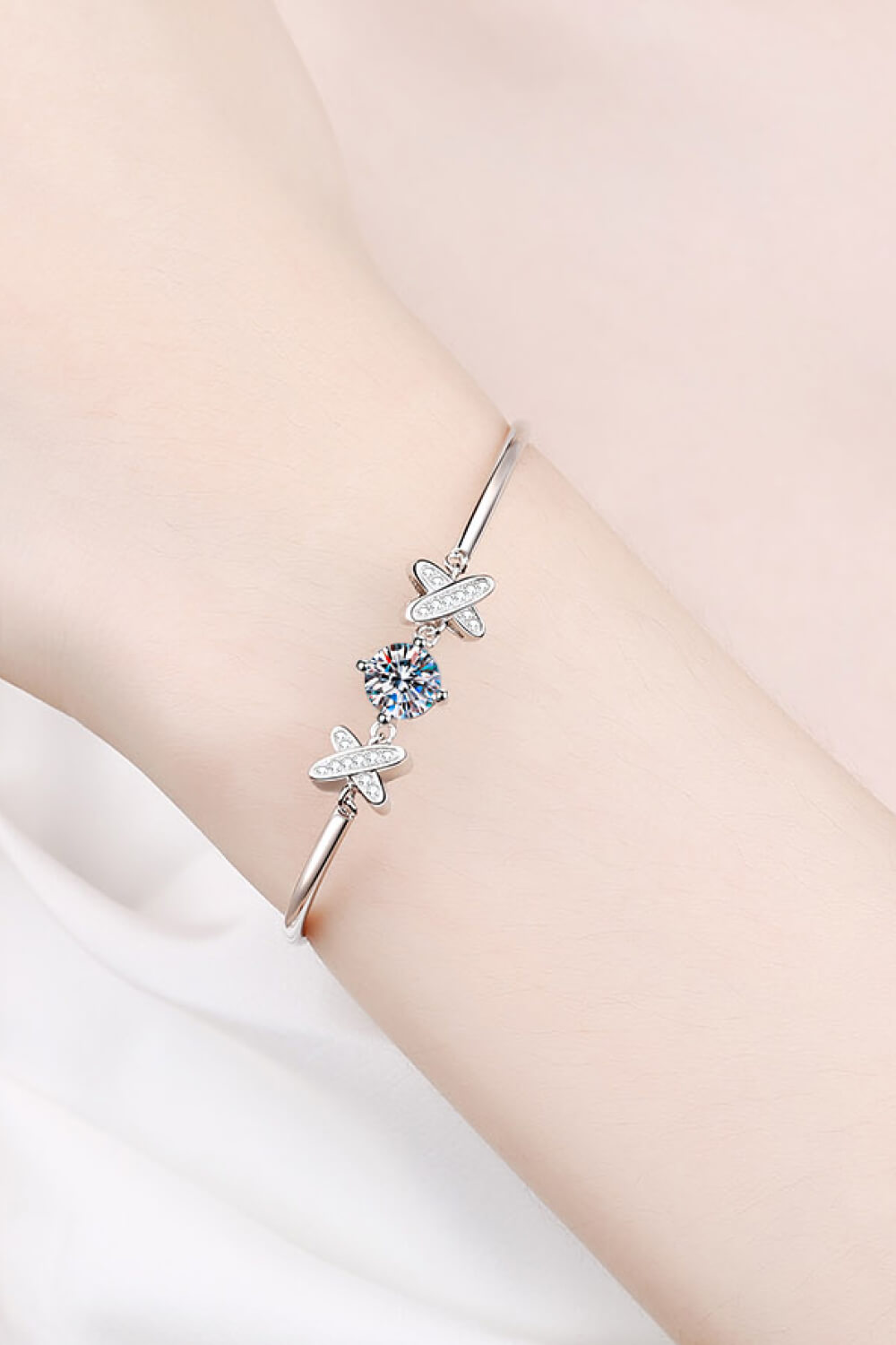 Adored Happy State of Mind 1 Carat Moissanite Bracelet - Kawaii Stop - Adored, Bracelet, Bracelets, Certificate Included, Gift for Her, Jewelry for Women, Luxury Fashion, Moissanite Bracelet, Rhodium-Plated, Ship From Overseas, Sparkling Zircon, Sterling Silver Jewelry, Timeless Elegance