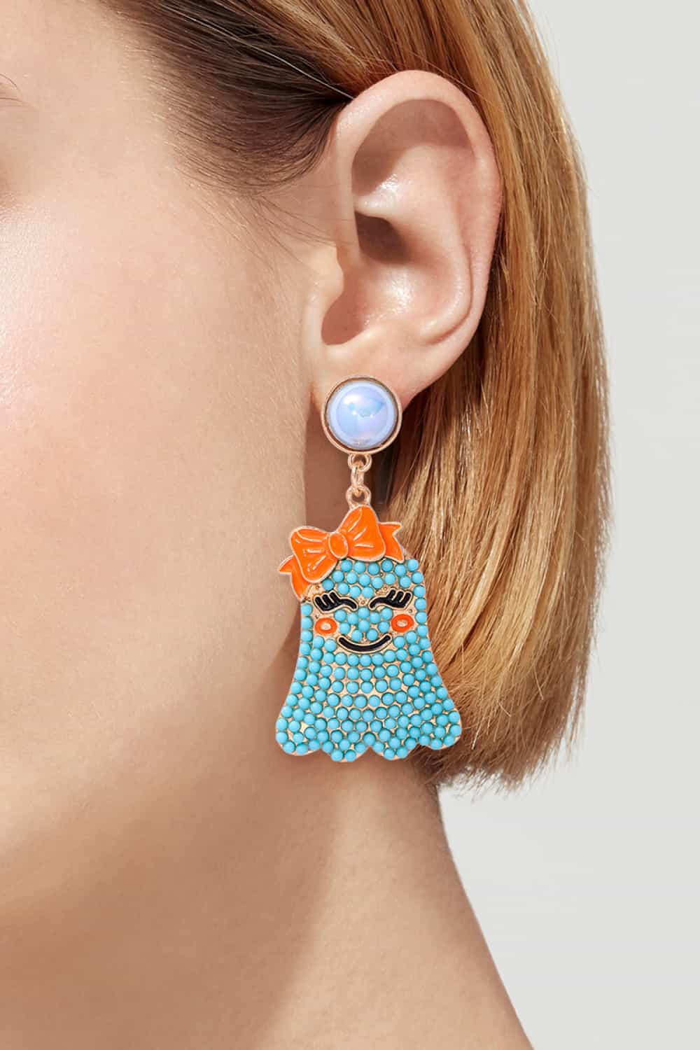 Smiling Ghost Shape Synthetic Pearl Earrings - Women’s Jewelry - Earrings - 2 - 2024